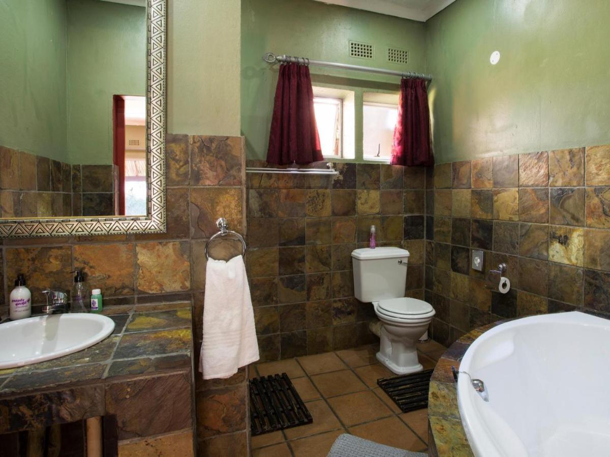 Purple Gecko Guest House Lydenburg Exterior photo