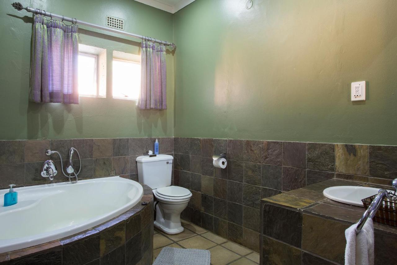 Purple Gecko Guest House Lydenburg Exterior photo