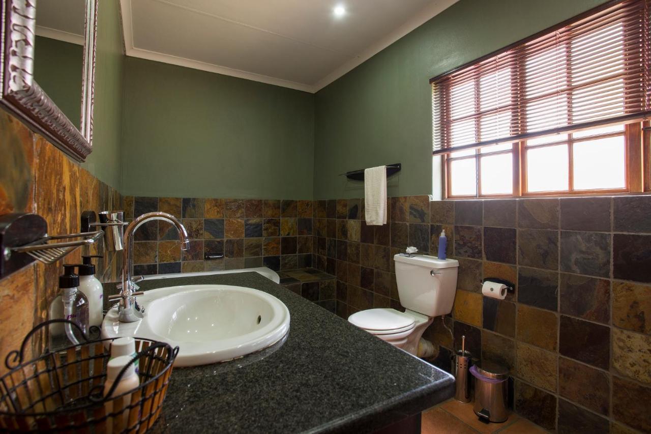 Purple Gecko Guest House Lydenburg Exterior photo