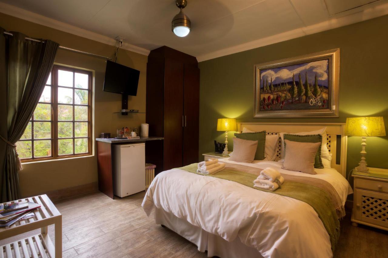 Purple Gecko Guest House Lydenburg Exterior photo